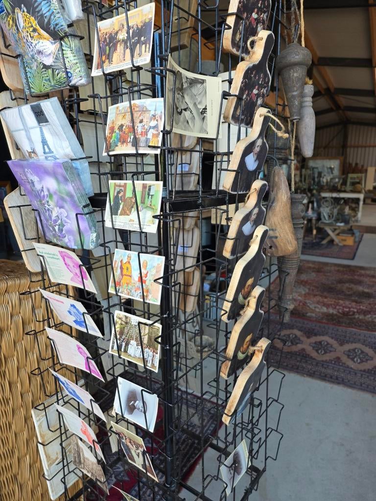 Brocante draaibare zwarte kaarten standaard / kaartenmolen, Ophalen of Verzenden