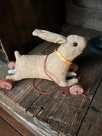 Antiek haasje op wieltjes  brocante paashaas, Ophalen of Verzenden