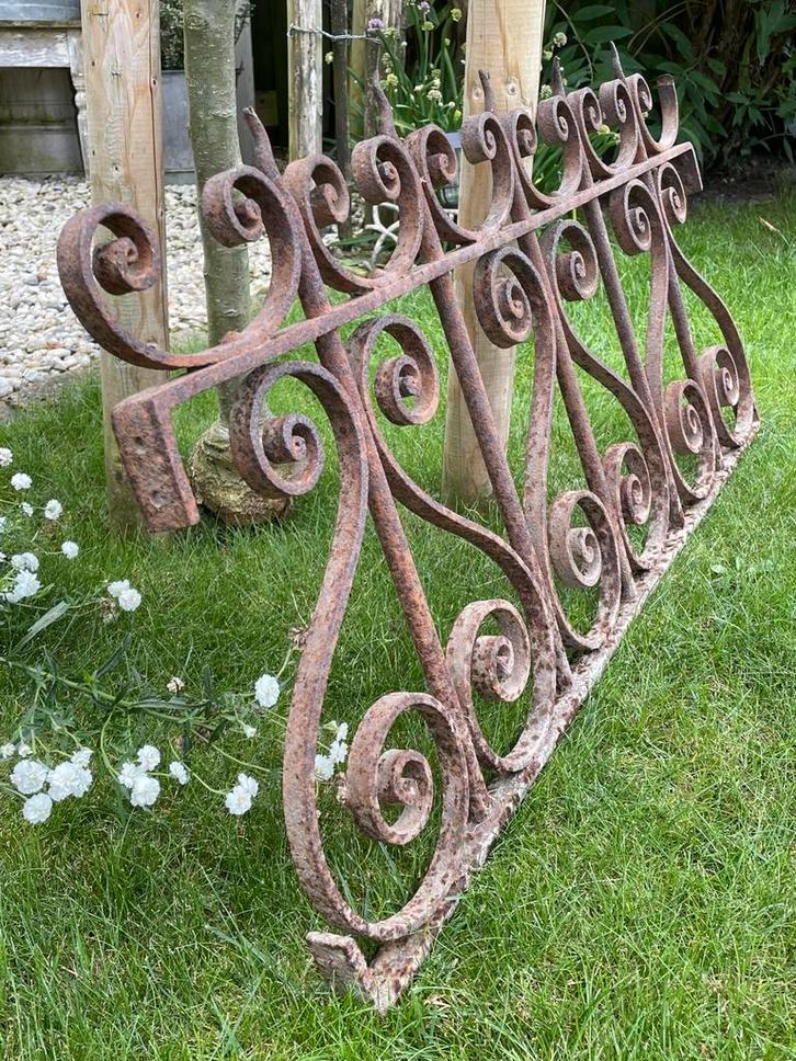 Brocante oud smeedijzeren hekwerk / rooster / ornament, Antiek en Kunst, Curiosa en Brocante, Ophalen of Verzenden