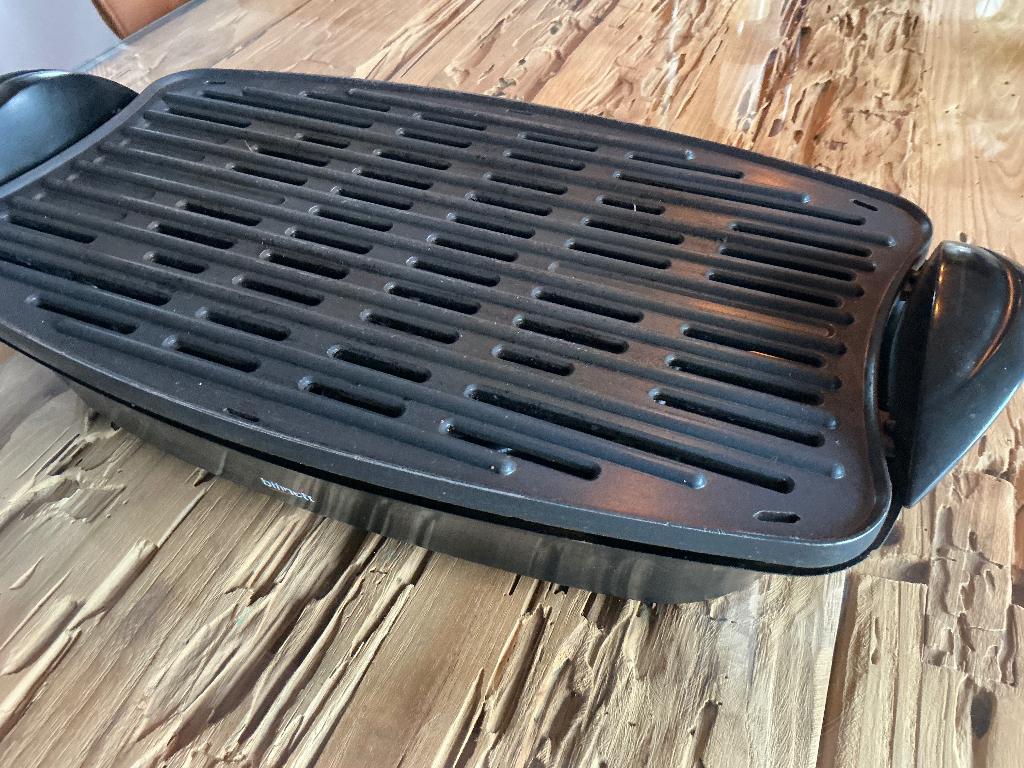 Tafel BBQ zwart zgan ophalen in Vaals, Overige typen, Ophalen, Zo goed als nieuw