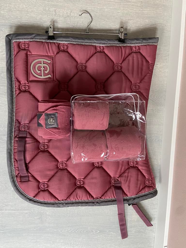 Equestrian stockholm setje, Dieren en Toebehoren, Paarden en Pony's | Dekens en Dekjes, Ophalen of Verzenden, Zo goed als nieuw