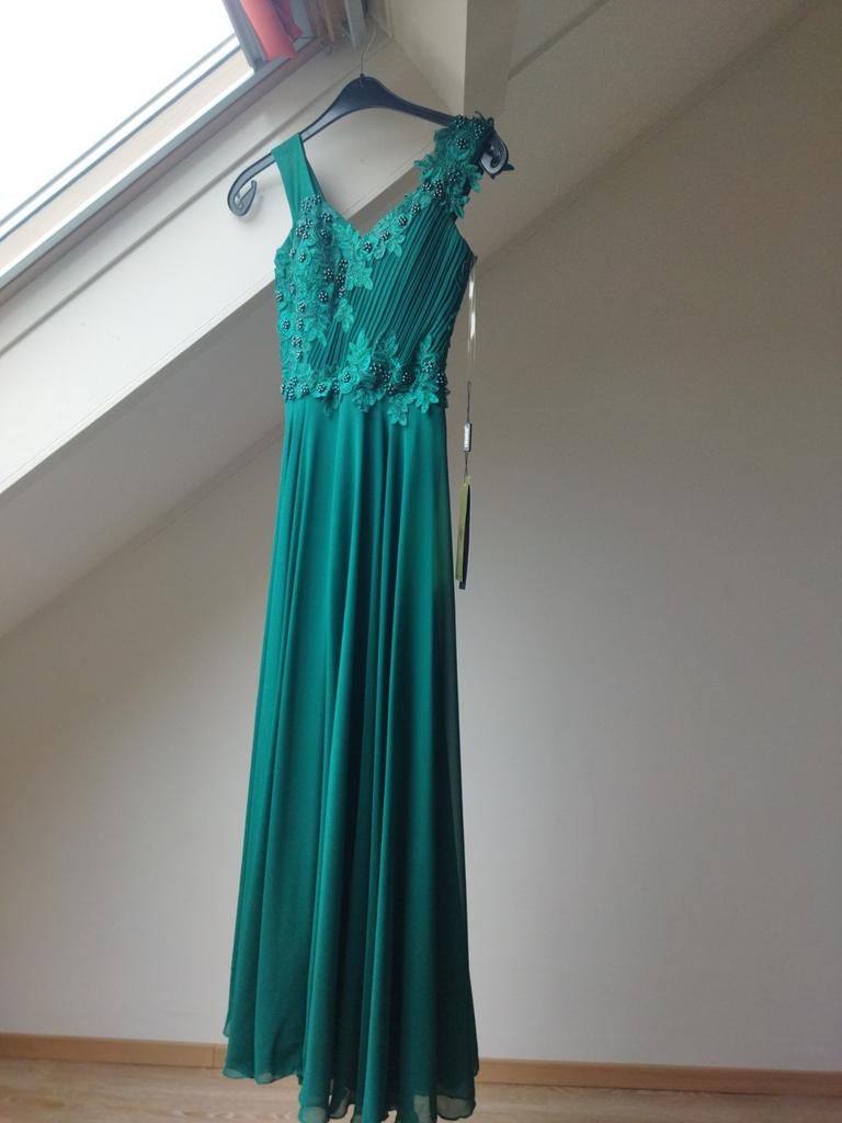 Elegante smaragdgroene galajurk met borduursels maat 38, Maat 38/40 (M), Galajurk, Ophalen of Verzenden, Groen