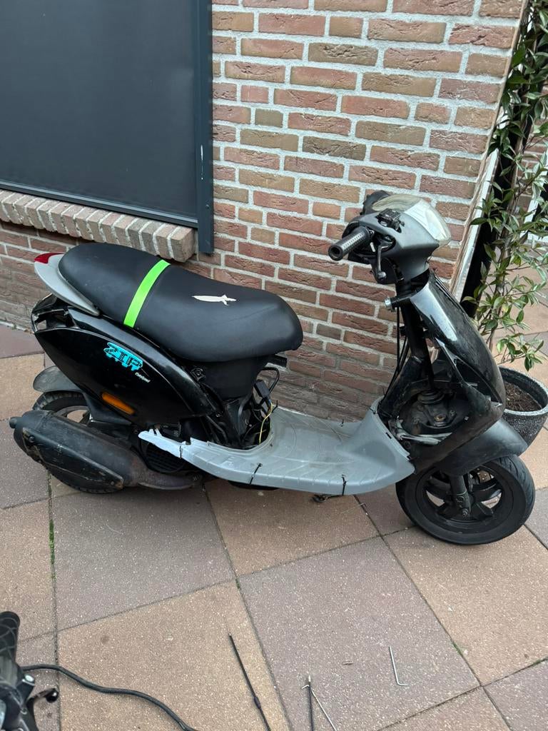 Zip 125 cc, Ophalen, Zo goed als nieuw, Tweetakt, Zip