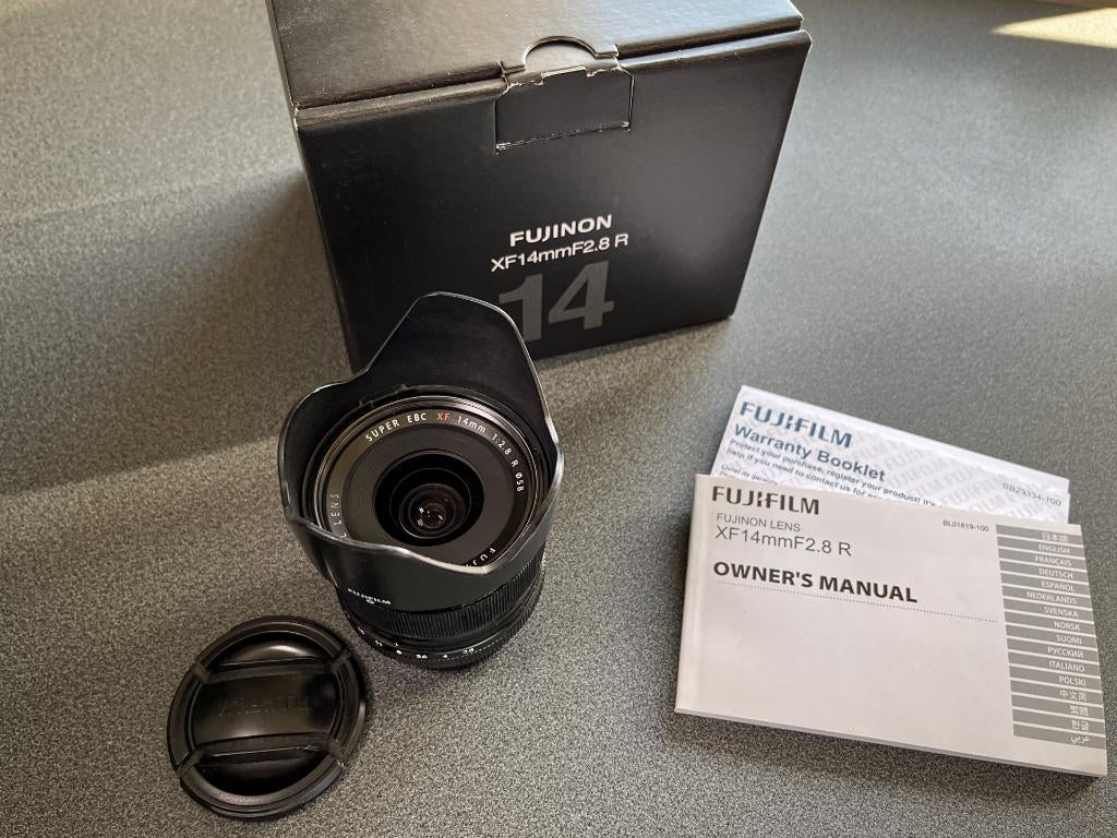 Fuji XF 14mm F2.8 lens, Ophalen of Verzenden, Gebruikt, Groothoeklens