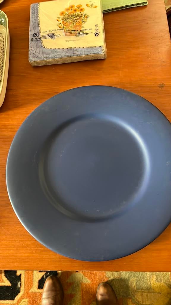 Gien grote blauwe onder borden 6 stuks, Huis en Inrichting, Keuken | Servies, Zo goed als nieuw, Bord(en), Overige stijlen, Aardewerk