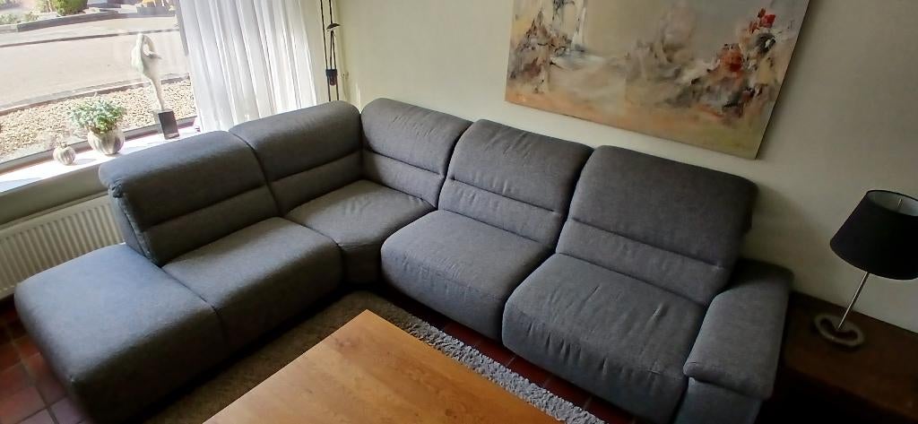 Stoffen hoekbank met relaxfunctie, grijs, zo goed als nieuw, Ophalen, Zo goed als nieuw, Stof, Moderne stijl, stoffen bekleding, grijs, slanke zwarte pootjes