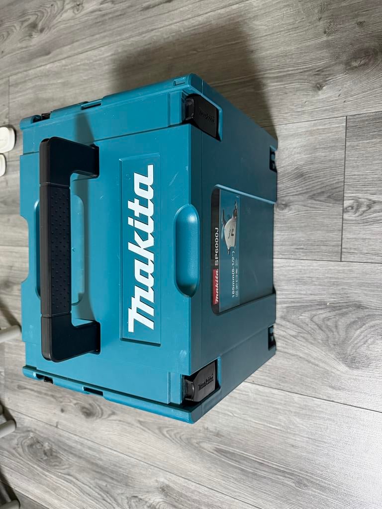 Makita SP6000J invalzaag in Mbox, Doe-het-zelf en Verbouw, Invalzaag, Ophalen of Verzenden, Zo goed als nieuw, 30 tot 70 mm