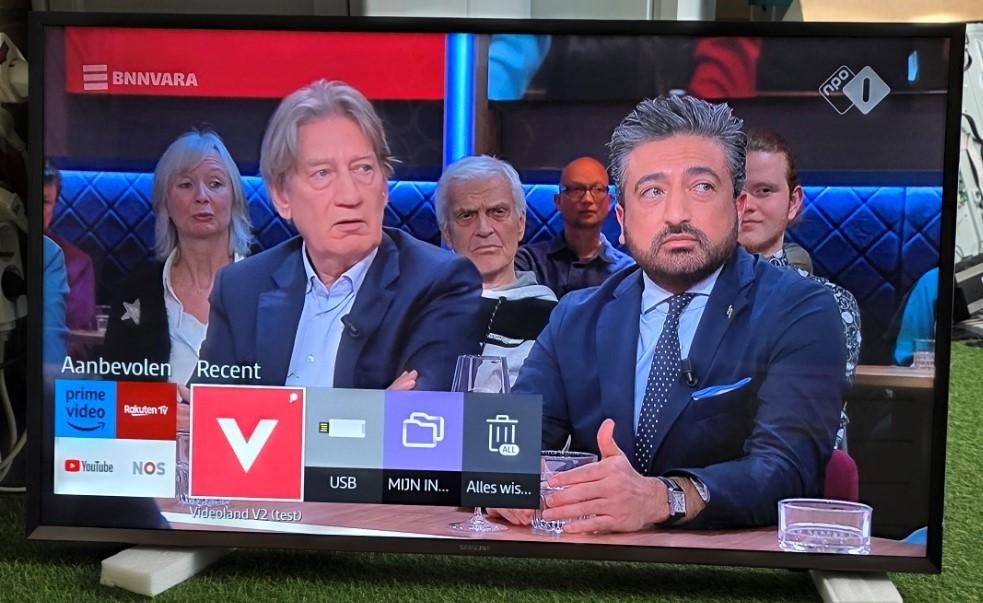 Samsung 40 Inch 4K Smart TV 1 Witte vlek, Ophalen