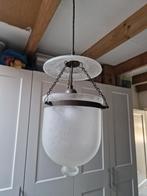 Antieke hanglamp met melkglas kap, Huis en Inrichting, Lampen | Hanglampen, Ophalen