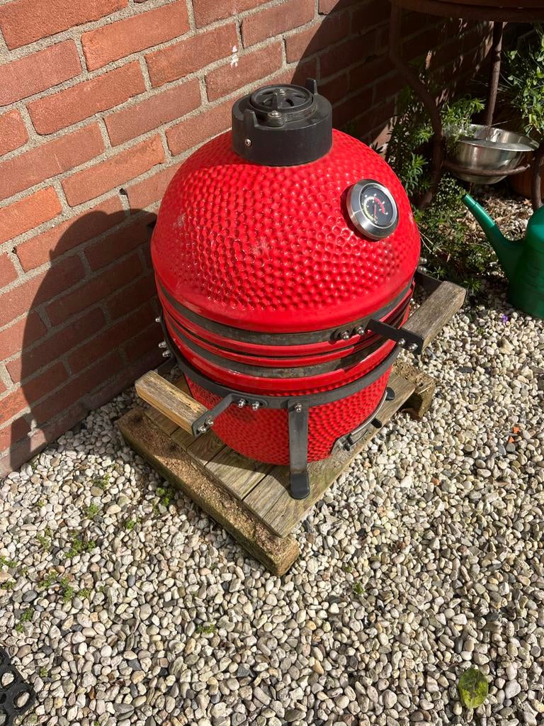 Gebruikte Kamado BBQ in prima staat, Ophalen, Gebruikt