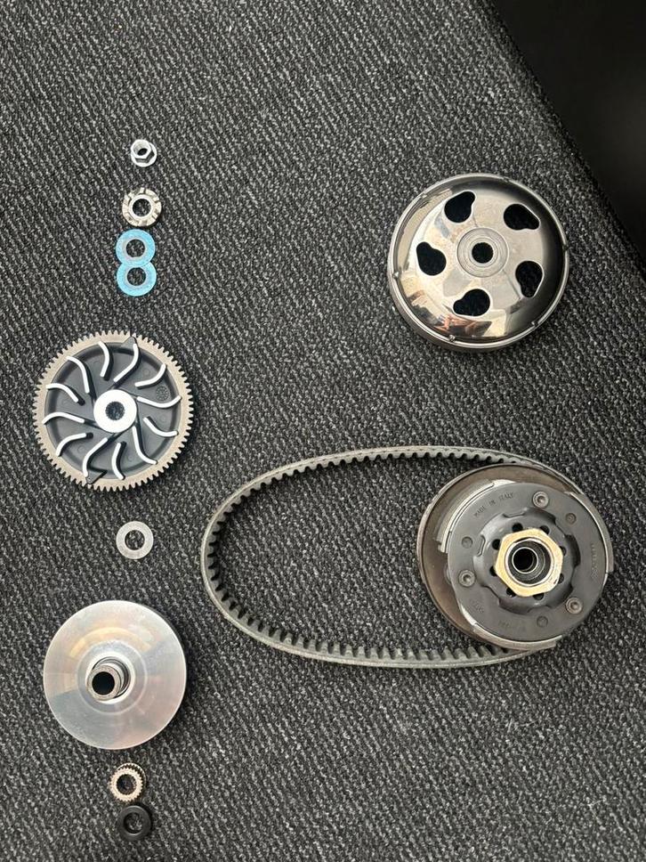 Piaggio 125-180cc variateur ~ Compleet, Fietsen en Brommers, Brommeronderdelen | Algemeen, Zo goed als nieuw, Blok, Ophalen