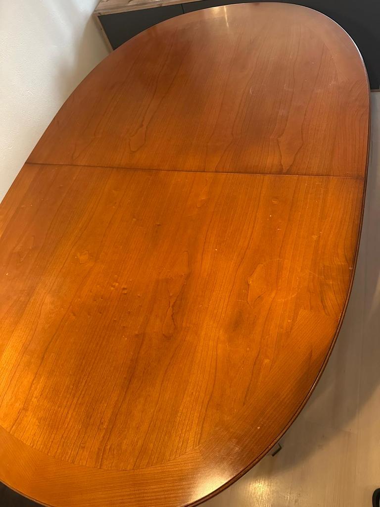 Ovale eettafel van hout, uitschuifbaar, Huis en Inrichting, Tafels | Eettafels, Gebruikt, 50 tot 100 cm, 150 tot 200 cm, Vier personen
