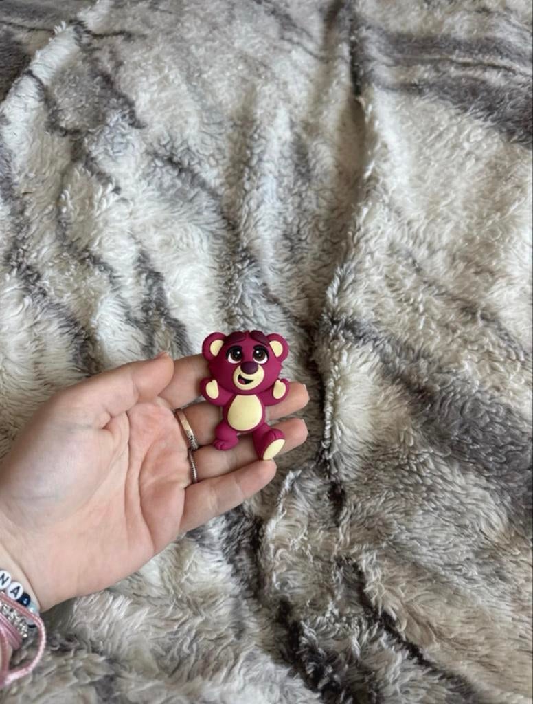 Disney Lotso magneet - Toy Story, Verzamelen, Disney, Ophalen of Verzenden, Overige figuren, Zo goed als nieuw, Beeldje of Figuurtje