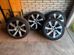 Volvo v60 velgen 17 inch, 18 inch, Banden en Velgen, Ophalen of Verzenden, 235 mm
