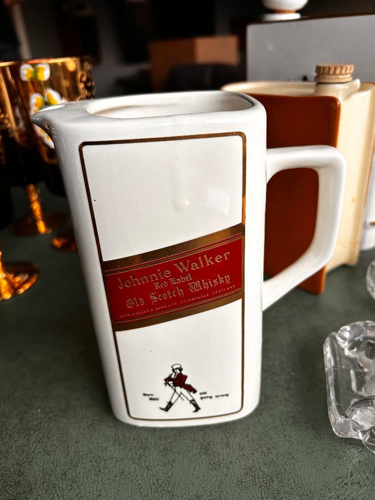 vintage johnnie walker kan, Ophalen of Verzenden, Zo goed als nieuw, Gebruiksvoorwerp