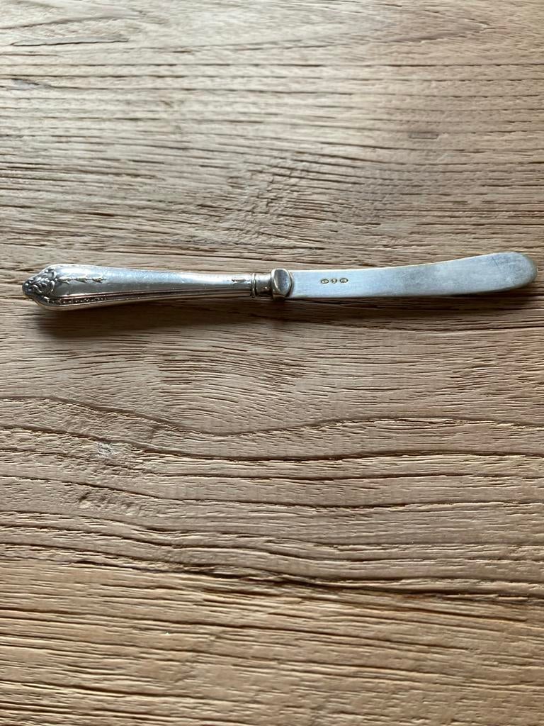 Verzilverd botermesje, Antiek en Kunst, Antiek | Bestek, Ophalen of Verzenden