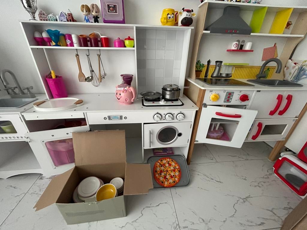 Speelkeuken / winkeltje / speelwinkel, Ophalen, Zo goed als nieuw