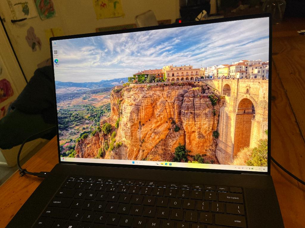 Dell XPS 17 9700 Core i9, 32GB, 1TB SSD, UHD+ OLED Touch, Computers en Software, Windows Laptops, Ophalen of Verzenden, Zo goed als nieuw