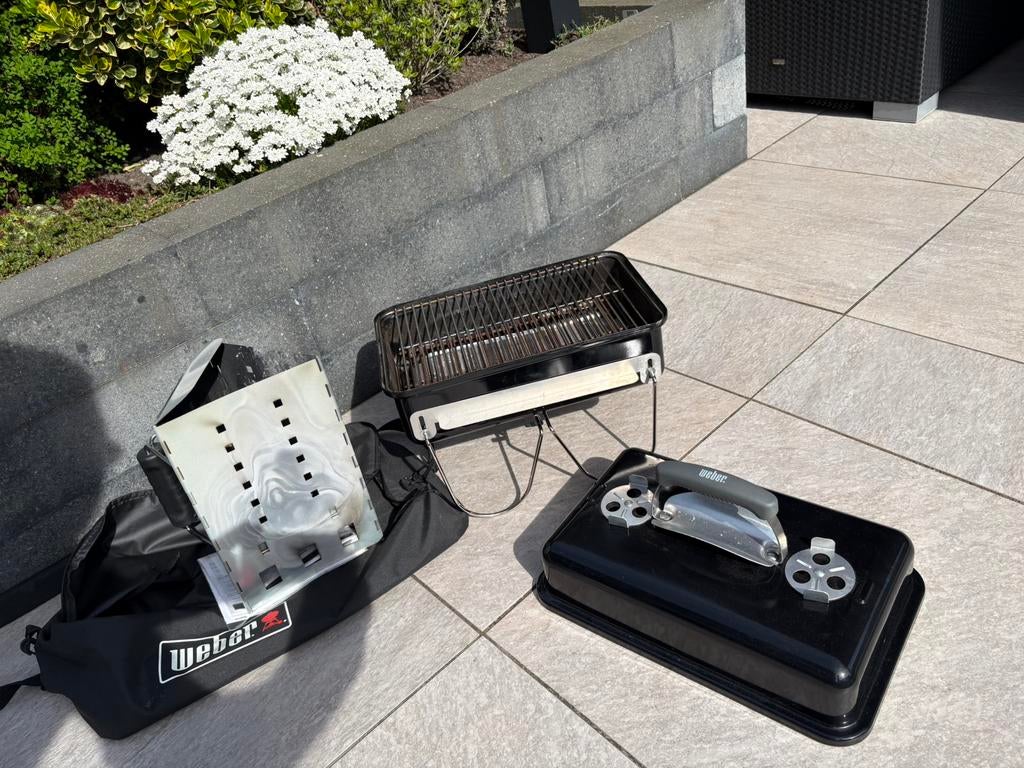 Weber Go-Anywhere BBQ met kolenstarter en tas, Tuin en Terras, Houtskoolbarbecues, Ophalen, Gebruikt