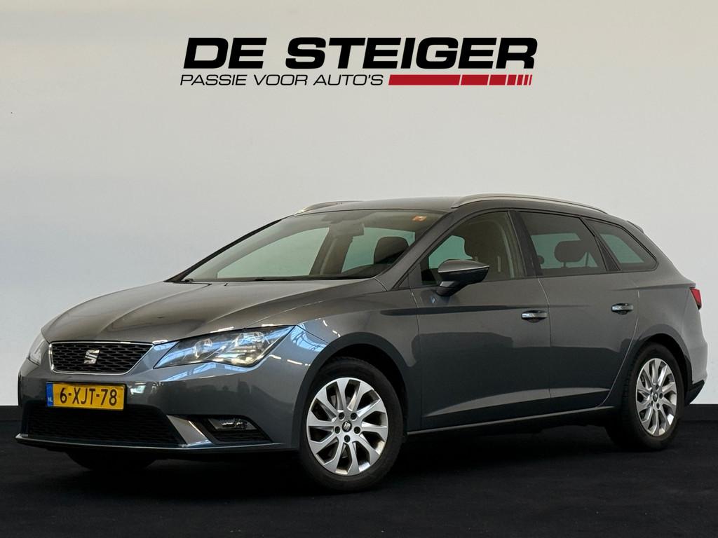 Seat Leon ST 1.6 TDI Style Ecomotive Parkeersensoren Airco C, Auto's, Seat, Voorwielaandrijving, Euro 5, Stof, Gebruikt