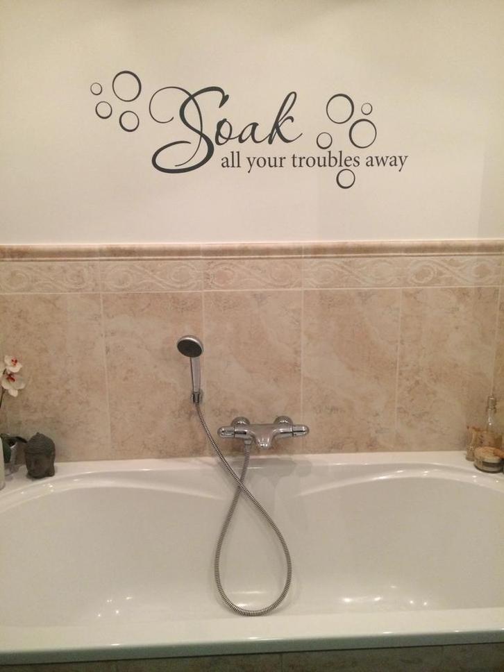 Complete badkamer: ligbad, douche, dubbele wastafel, kast, Huis en Inrichting, Badkamer | Complete badkamers, Gebruikt, Met bad