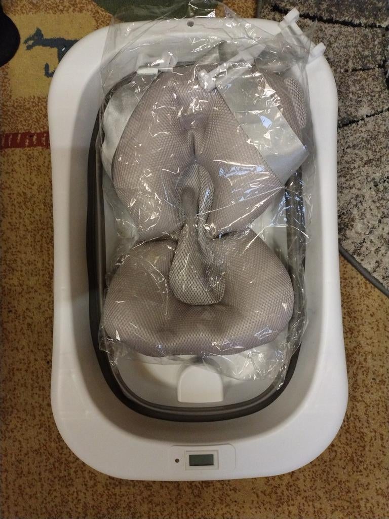 Opvouwbaar babybadje met temperatuurweergave, Nieuw, Badje, Standaard, Ophalen