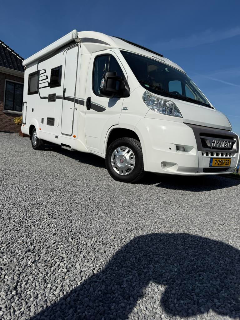 Hymer compact 474 Camper // Apple Car Play//Airco//Trekhaak, Buscamper of Camperbus, Tot en met 2, Particulier, Hymer