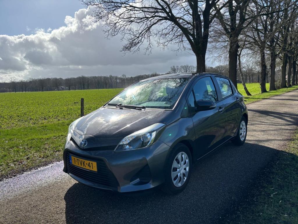 Toyota Yaris 1.5 Full Hybrid | Achteruitrijcamera | Cruise C, Auto's, Euro 5, 1497 cc, Gebruikt, 4 cilinders