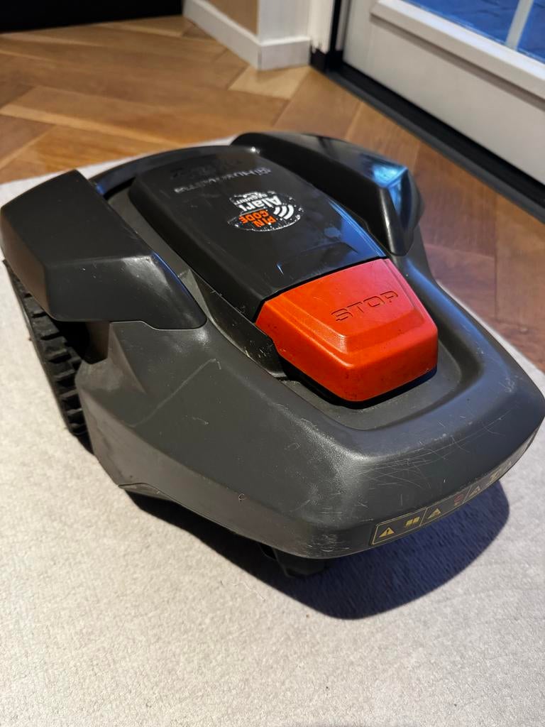 Husqvarna Automower 105 Robotmaaier, Ophalen, Gebruikt, Minder dan 20 cm