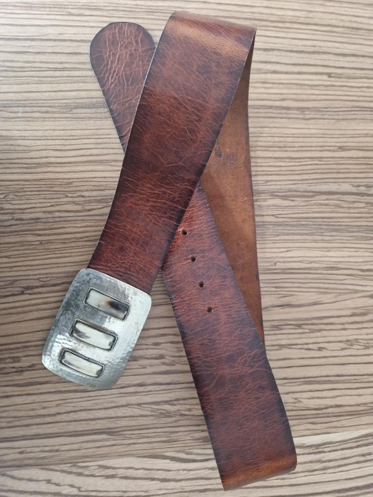 Mooie leren riem, Kleding | Dames, Riemen en Ceinturen, Ophalen of Verzenden, Zo goed als nieuw, Bruin, 100 cm of meer