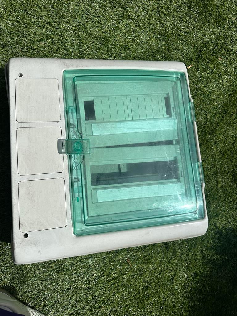 Schneider Electric groepenkast Merlin Gerin IP65, Doe-het-zelf en Verbouw, Elektra en Kabels, Ophalen of Verzenden, Nieuw, Overige typen