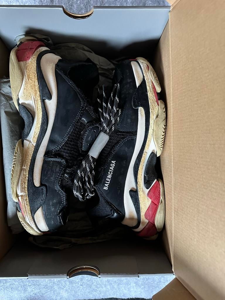 Nieuwe Balenciaga Triple S Sneakers Maat 43, Ophalen, Nieuw, Zwart, Sneakers of Gympen