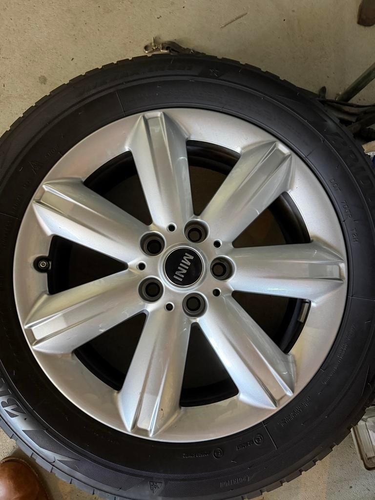 MINI Countryman 17 inch "Star Spoke 539 velgen winterbanden, Ophalen, Gebruikt, Banden en Velgen, 17 inch