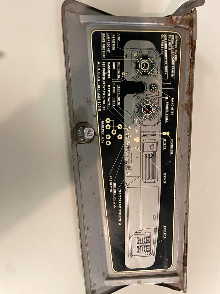 Deksel dashboardkastje Scania Vabis L 76 - Oldtimer, Auto-onderdelen, Dashboard en Schakelaars, Oldtimer onderdelen, Gebruikt