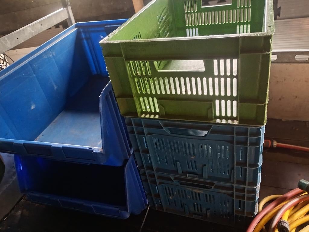 kunststof kratten, Ophalen, Gebruikt, 40 tot 60 cm, 50 tot 75 cm