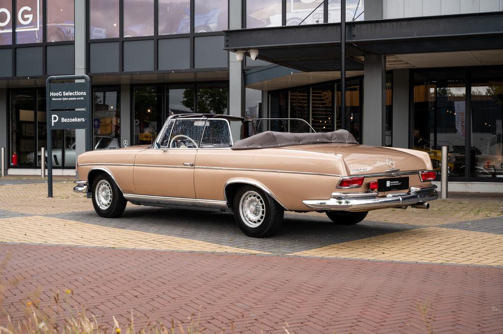 Mercedes-Benz S-Klasse 250 SE W111 Cabriolet (bj 1963), 2496 cc, Cabriolet, 4 stoelen, Beige