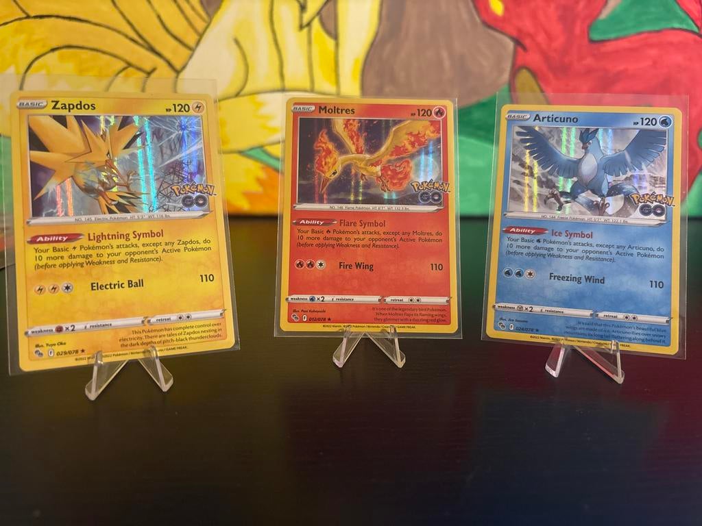 Pokémon GO Birds Zapdos Moltres Articuno, Ophalen of Verzenden, Zo goed als nieuw, Meerdere kaarten