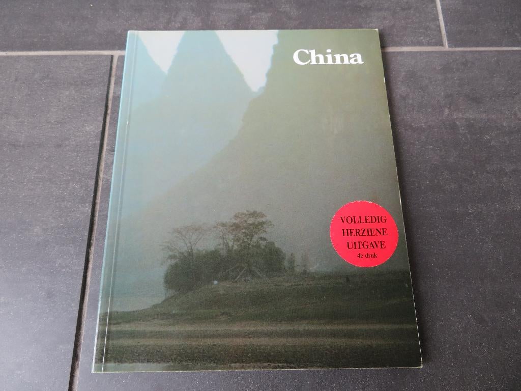 China, boek over China, Boeken, Geschiedenis | Wereld, Ophalen of Verzenden, Gelezen, Azië