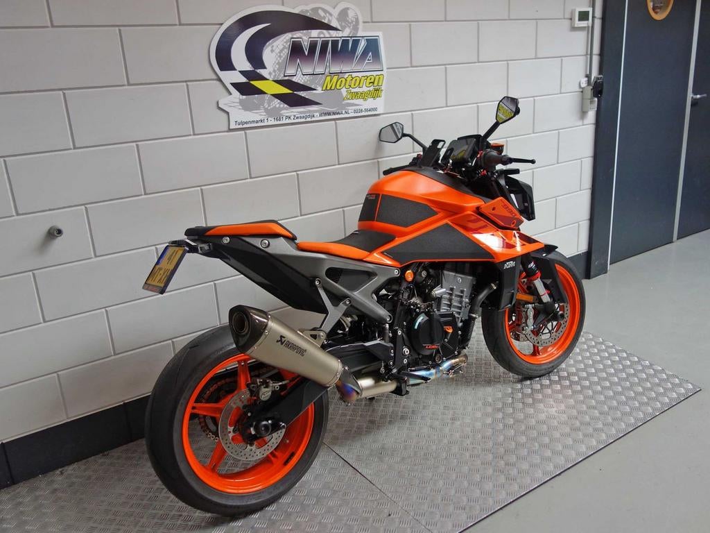 KTM 990 DUKE, 2 cilinders, KTM, Motorrijbewijs A, Bedrijf