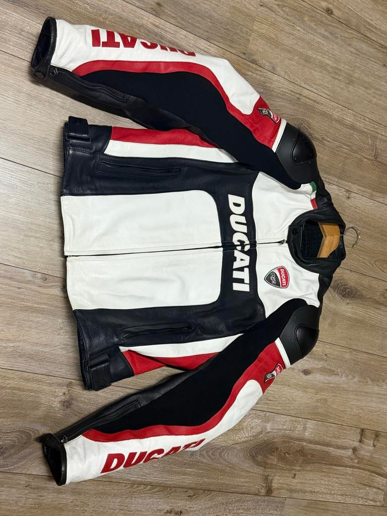 Ducati Motorjas Leer Dainese Maat 54, Motoren, Kleding | Motorkleding, Ophalen of Verzenden, Tweedehands, Heren, Jas | leer