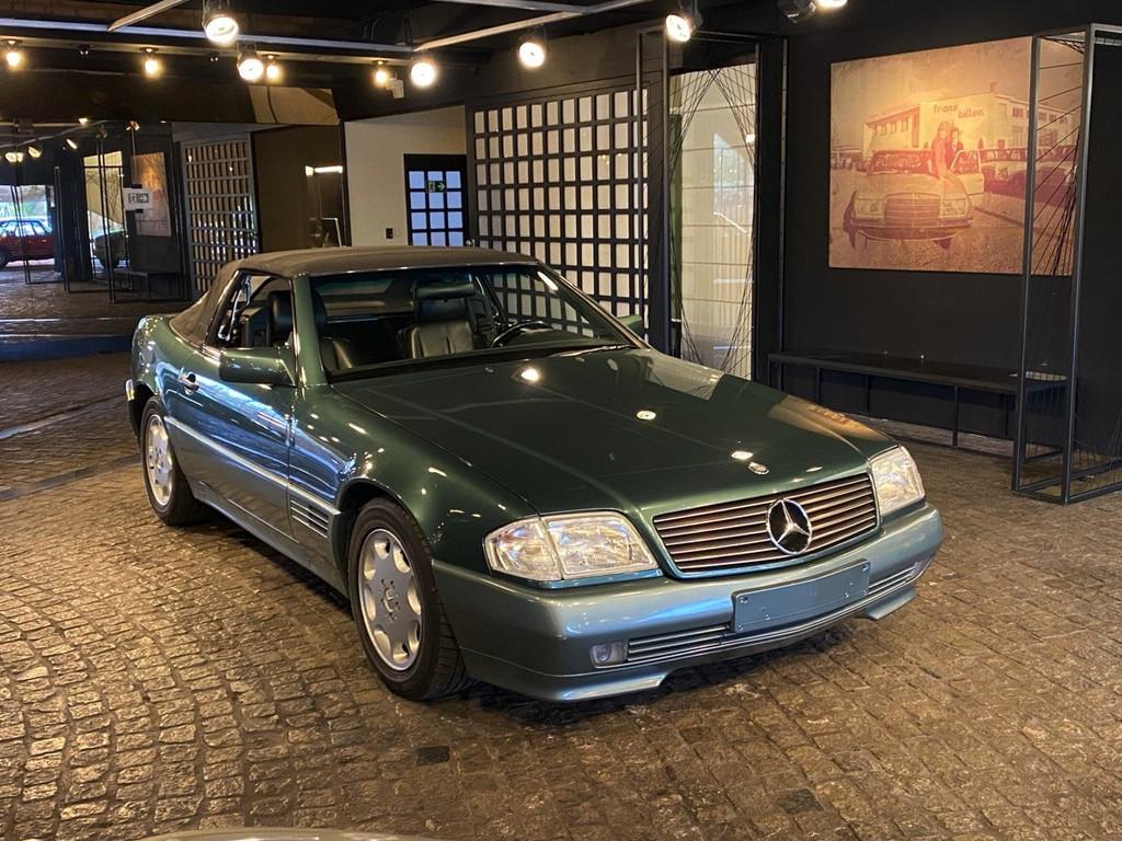 Mercedes-Benz SL-Klasse 300 3.2 (bj 1993, automaat), Auto's, Oldtimers, Automaat, Cabriolet, Bedrijf, 231 pk