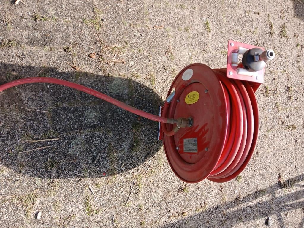 luchtslang haspel, 100 liter of meer, Ophalen, Gebruikt, Minder dan 200 liter/min