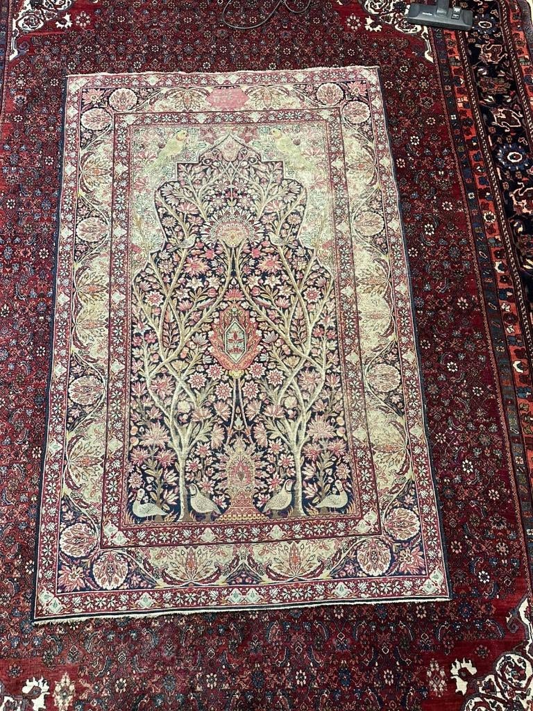Ondertekend Antiek Perzisch Tapijt Kirman 214 x 137 cm, Huis en Inrichting, Stoffering | Tapijten en Kleden, Gebruikt, 100 tot 150 cm