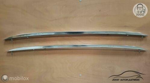 Dakrails origineel chroom Audi Q3 8U ('11-'18) 8U0860021A, Auto diversen, Dakdragers, Gebruikt, -, -, Ophalen of Verzenden