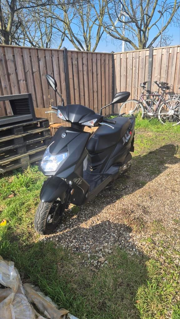 Sym orbit III uit 2025 45km/h, Ophalen, Benzine, Orbit