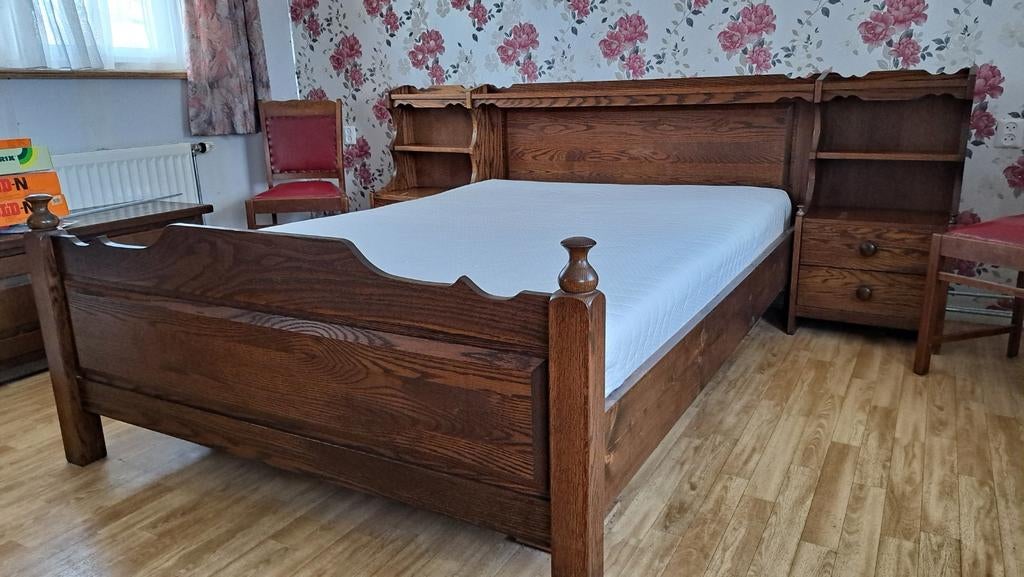 Bed 140 bij 200 Eiken, Antiek en Kunst, Ophalen