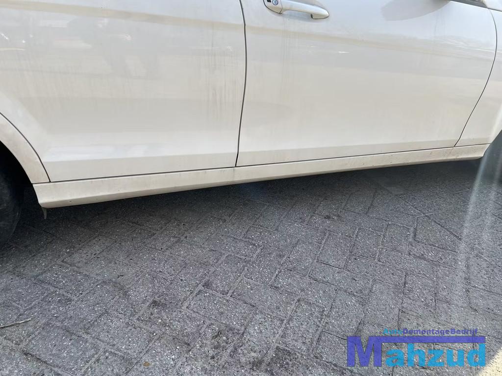 MERCEDES C W204 wit 149 rechts zijskirt sideskirt 2011-2014, Gebruikt, Mercedes-Benz AG, Mercedes-Benz, Ophalen of Verzenden