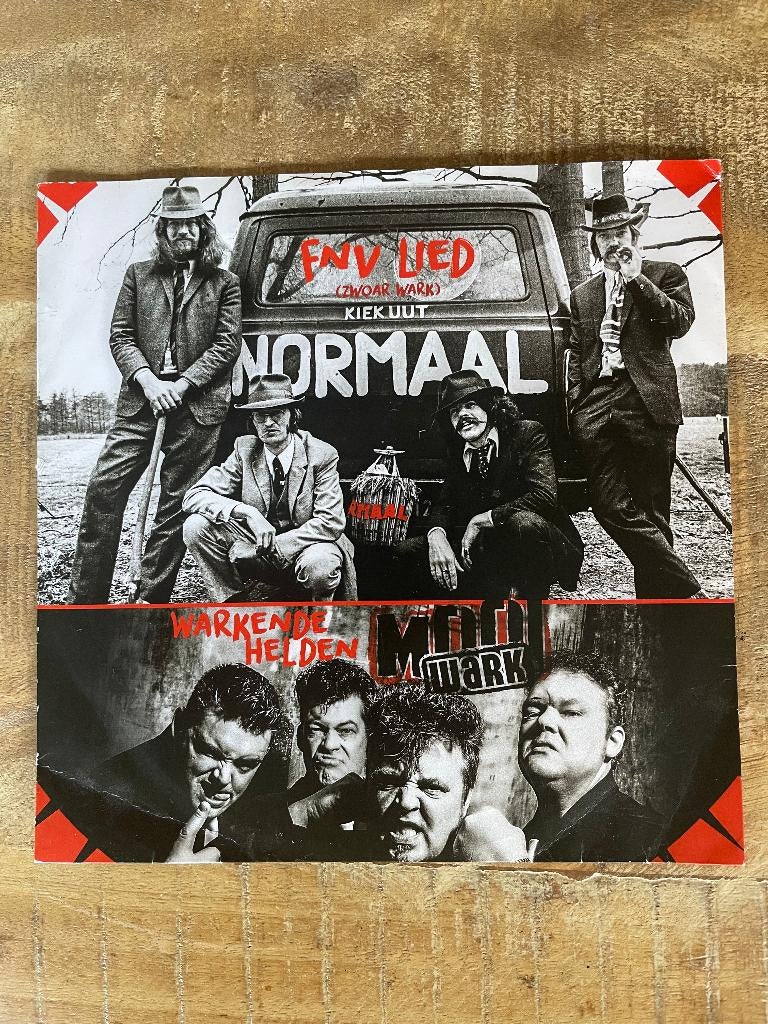 Single Normaal / Mooi Wark – FNV Lied/Warkende Helden, 2010 - 2019, 7 inch, Single, Ophalen of Verzenden