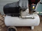 Compressor 2 cilinder, 419l/min, 50l tank met 20m luchtslang, Ophalen, Gebruikt, 6 tot 10 bar, 400 tot 800 liter/min