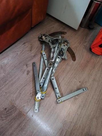 Mitsubishi Colt 1984-1988 deur onderdelen  beschikbaar voor biedingen